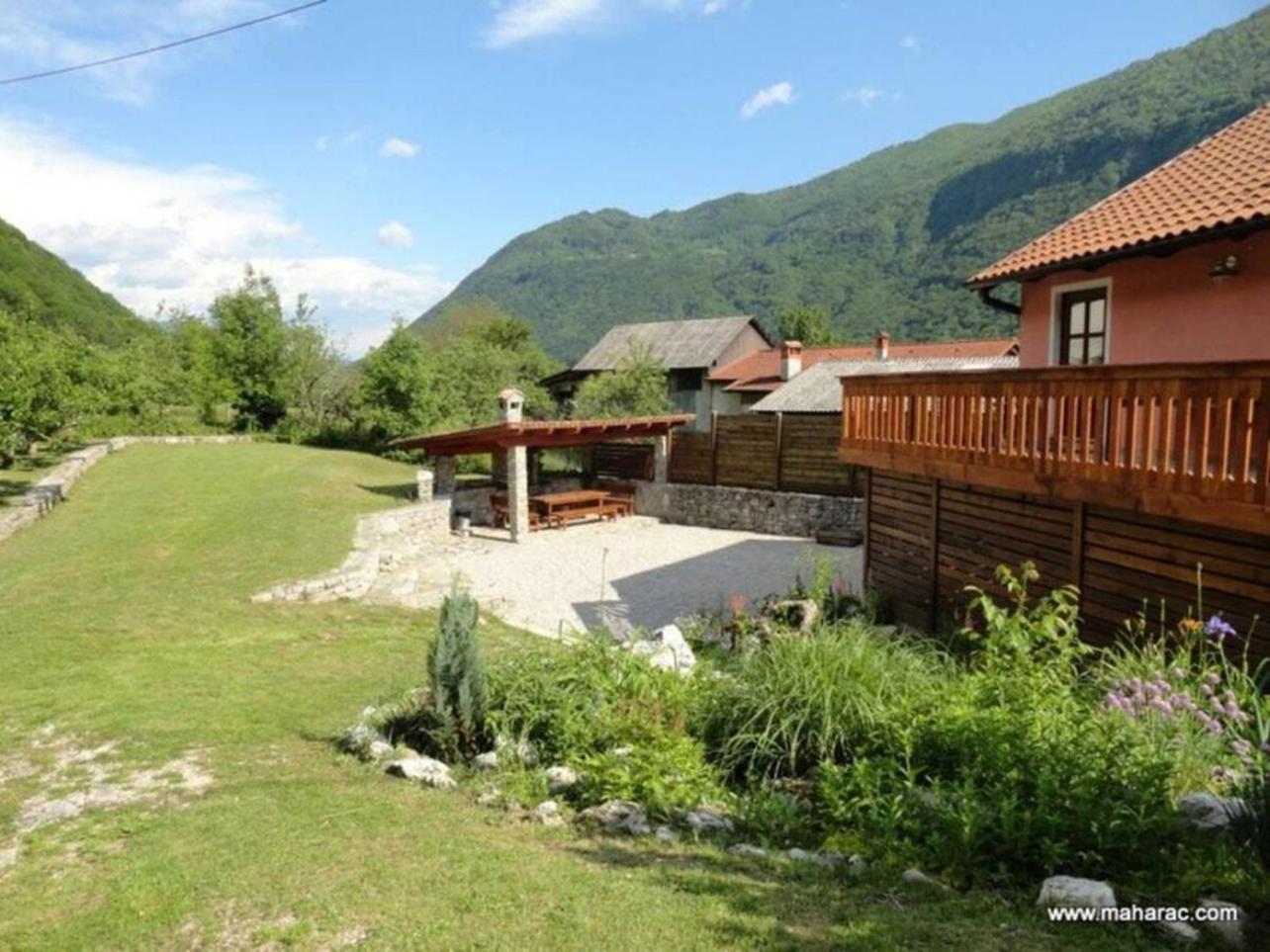 House Maharac With 3 Apartments Till 18 Persons Kamno Экстерьер фото